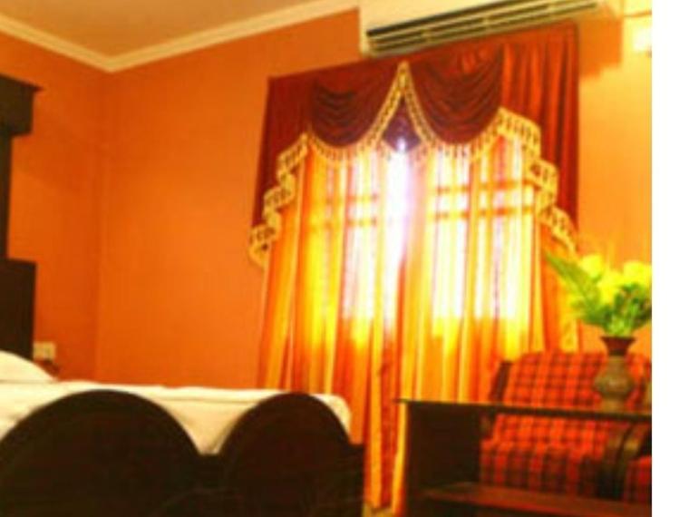 Hotel Priya Chengannur Номер фото